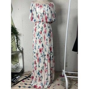 NWT Baltic Born Pleated Floral Off Shoulder Maxi Dress Size S